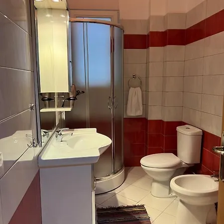 M&r Sarandë